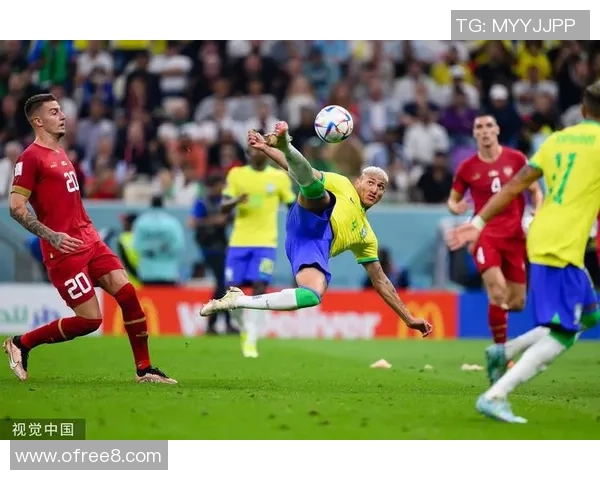 帕奎塔引领新潮流球场上的艺术家与战术大师的完美结合